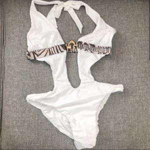 Beach Bunny White One Piece Swimsuit xl